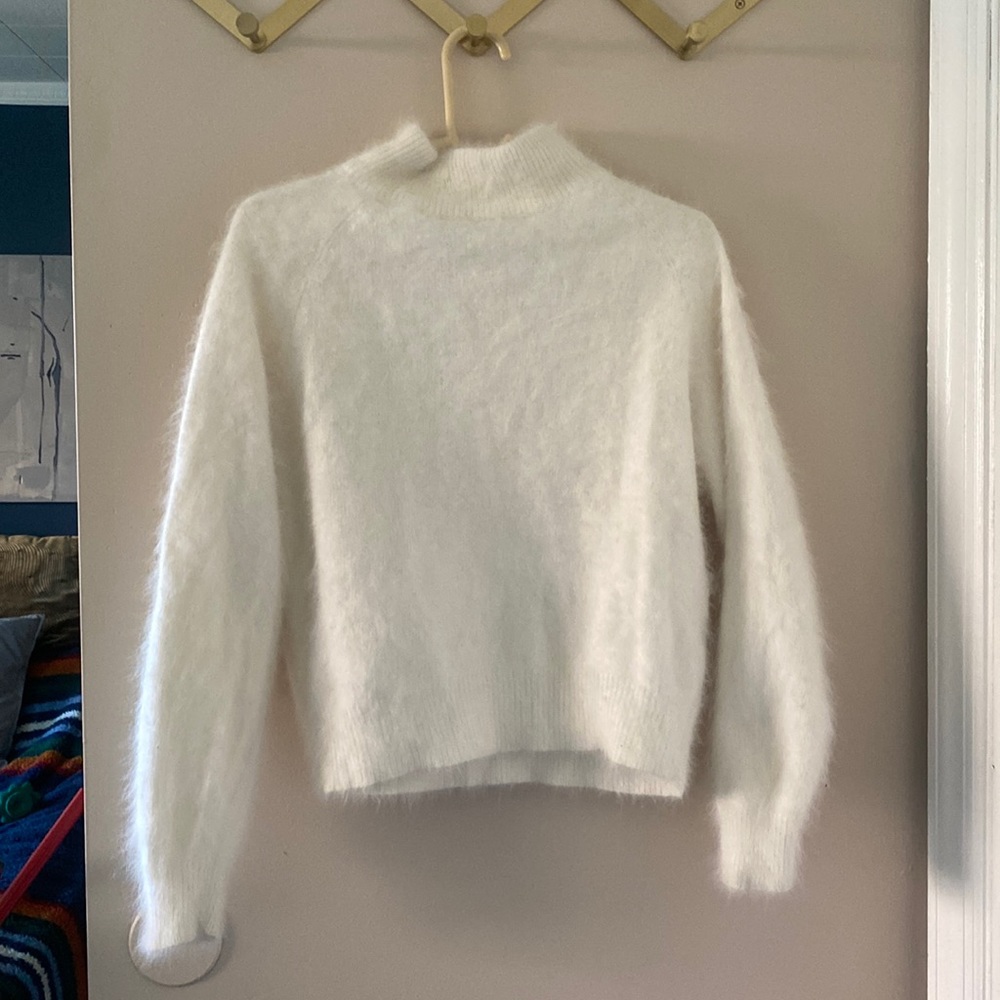 Vintage AMORETTI 70% Angora Pullover Long Sleeve Mock Neck White Sweater Sz M